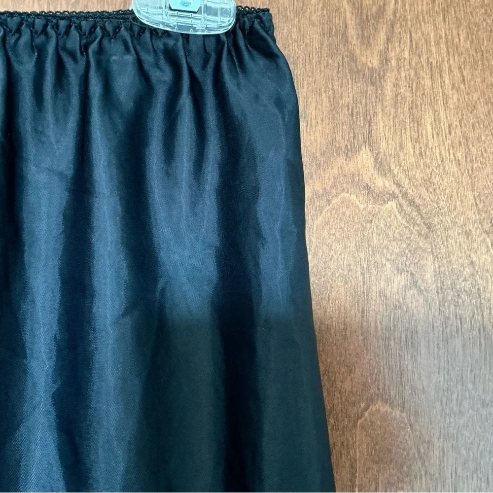 Vintage Black Half Slip Silky Nylon Skirt Lace Trim Dark Fairy Whimsigoth S - Picture 6 of 10